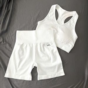 Aybl balance v2 seamless sports bra and shorts white matching set